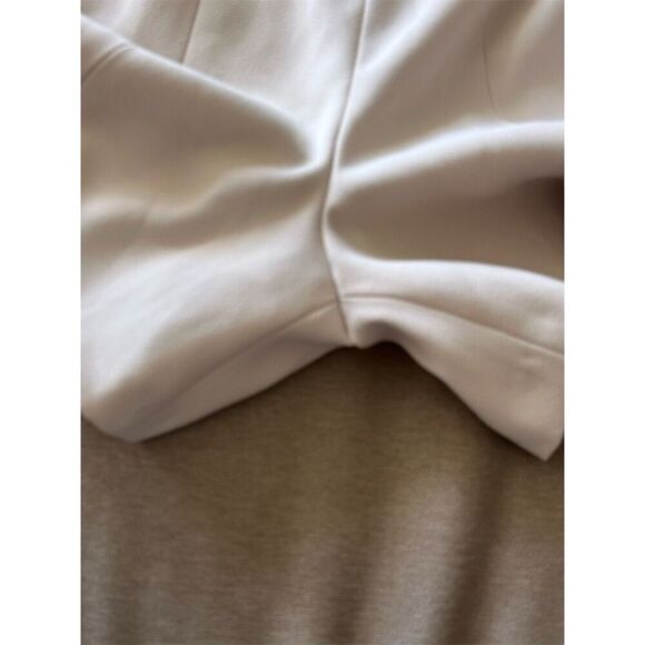 Zara Women's High Waisted Shorts Beige Size L Casual Skort Look - Picture 5 of 6